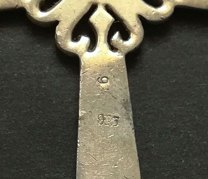 STERLING SILVER CROSS PENDANT  28 X 45MM 5.3 GRAMS