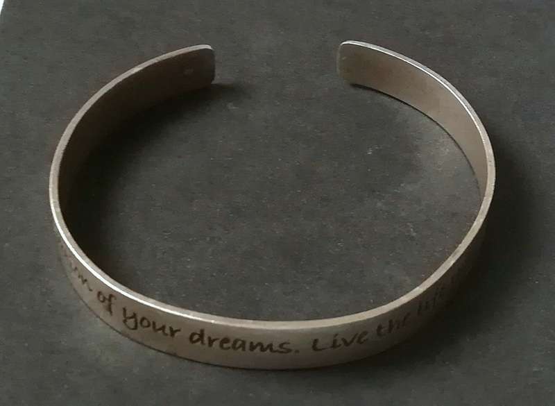 STERLING   *FOLLOW DREAMS* LIVE LIFE YOU HAVE IMAGINED THOREAU BANGLE - BLUE TURTLE 180MM 13.7 GRAMS