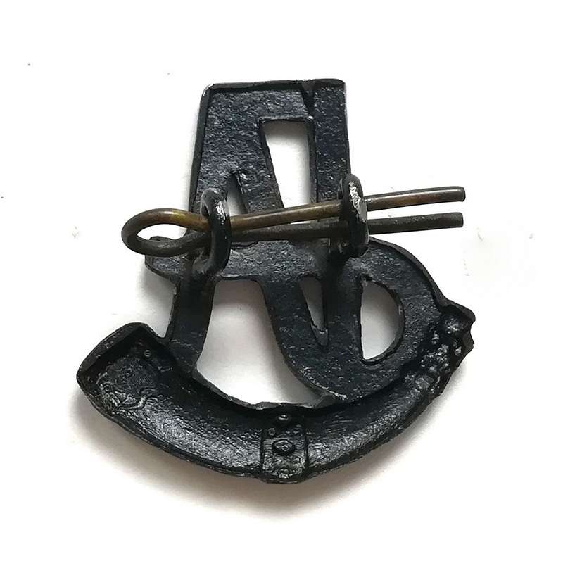 RHODESIAN INTERNAL AFFAIRS INTAF BALCK METAL CAP BADGE