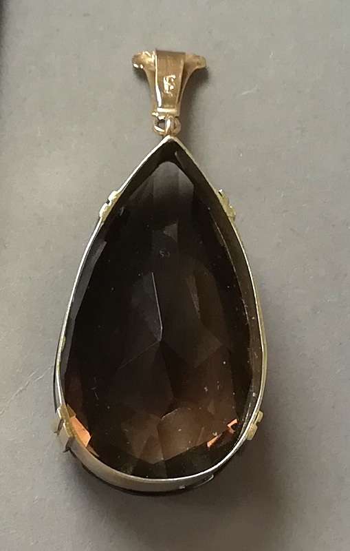 14K GOLD AND TOPAZ PENDANT STONE 20X30MM 10.9 GRAMS