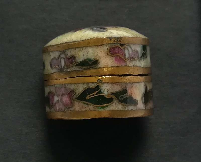 CLOISONNE PILL BOX 10X19MM