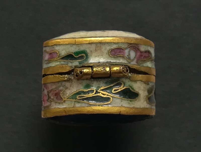 CLOISONNE PILL BOX 10X19MM