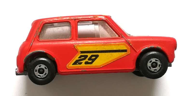 MATCHBOX SUPERFAST NO.29 RACING MINI 1970