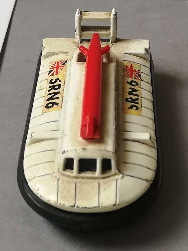LESNEY MATCHBOX SUPERFAST NO.72 HOVERCRAFT