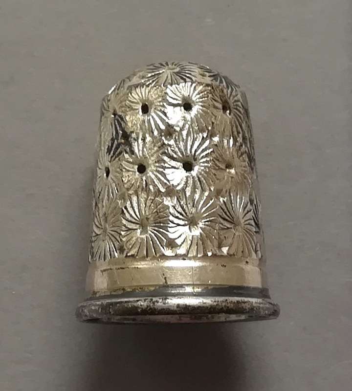 STERLING SILVER CHESTER 1916 THIMBLE SIZE 6