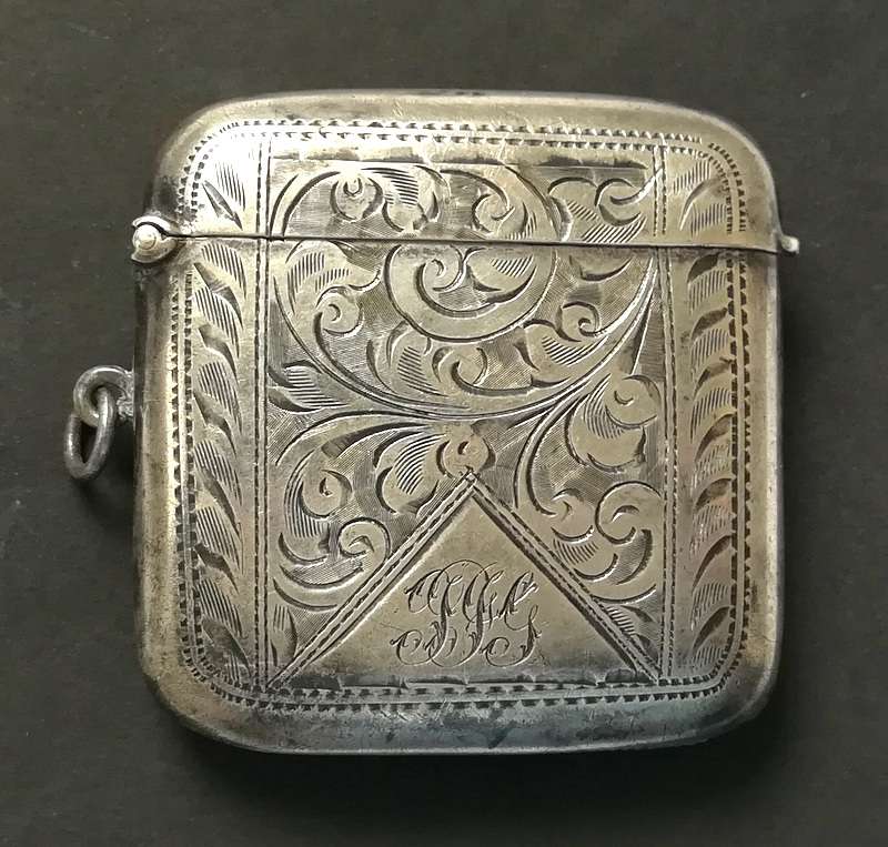STERLING SILVER  BIRMINGHAM 1907 VESTA CASE  48X48MM 31.4 GRAMS