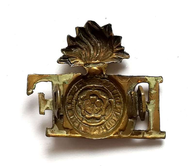 ROYAL FUSILEERS (CITY OF LONDON REGIMENT) BRASS SHOULDER TITLE