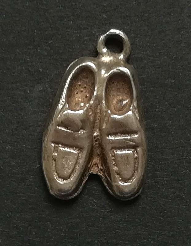 STERLING SILVER PAIR SHOES CHARM 10X15MM