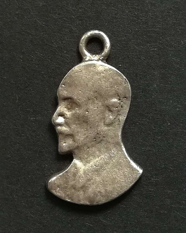 STERLING SILVER GENERAL SMUTS PENDANT 10X20MM 2.4 GRAMS