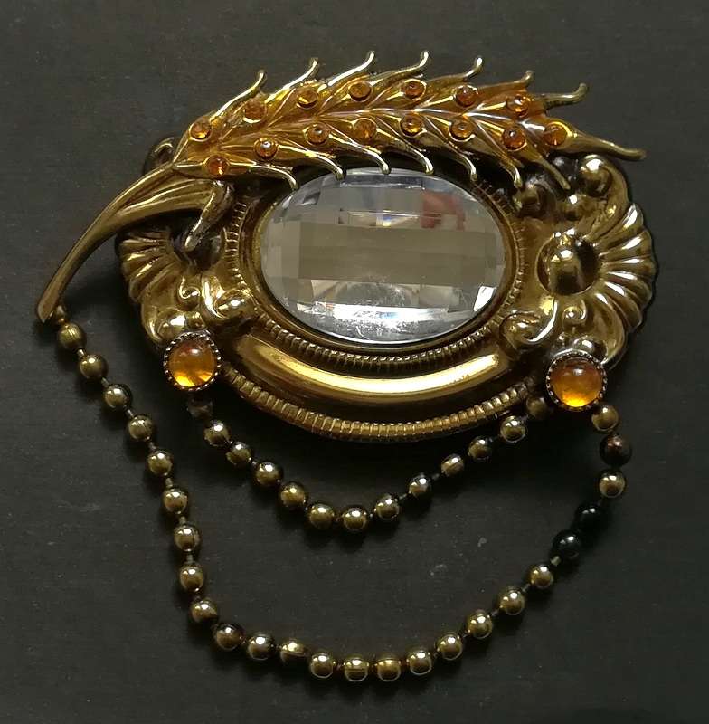GLASS AND METAL BROOCH 65X65 MM