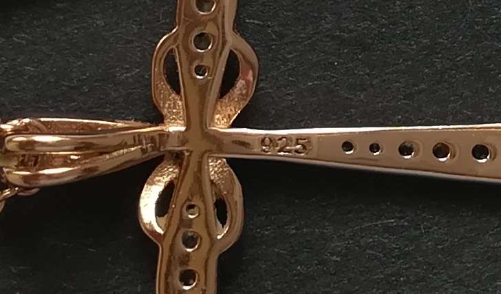 GOLD PLATED  STERLING SILVER CHAIN 400MM + CROSS PENDANT 15X24MM 2.7 GRAMS