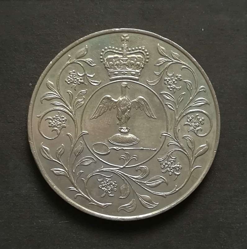 GREAT BRITAIN 1977 CROWN