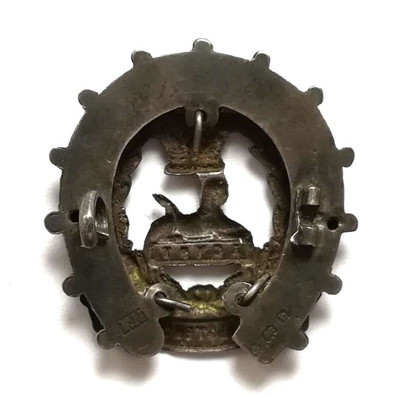 WW1 1900 STERLING SILVER - EGYPT GLOUCESTERS HIRE REG BADGE 30X34 *PIN MISSING*
