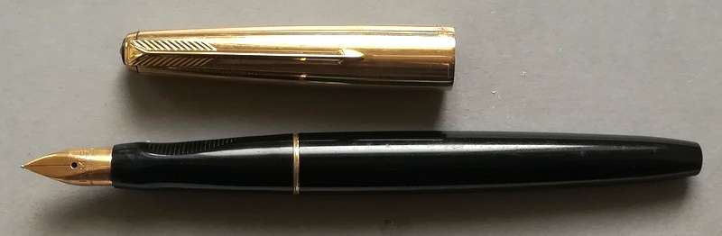 PARKER 65 FOUNTAIN PEN *GOLD PLATED CAP* **14K SOLID GOLD NIB** INSCRIBED