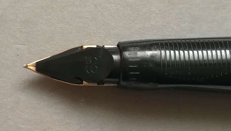 PARKER 65 FOUNTAIN PEN *GOLD PLATED CAP* **14K SOLID GOLD NIB** INSCRIBED