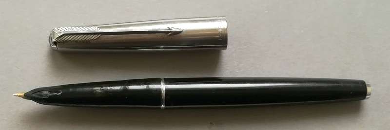 PARKER 61 FOUNTAIN PEN  *GOOD USED CONDITION*  SEE PHOTOS