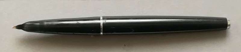 PARKER 61 FOUNTAIN PEN  *GOOD USED CONDITION*  SEE PHOTOS