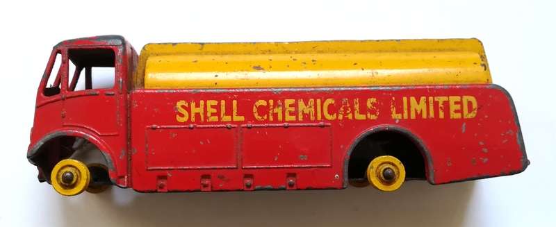 DINKY TOYS AEG MONARCH THOMPSON TANK *SHELL CHEMICALS LTD*