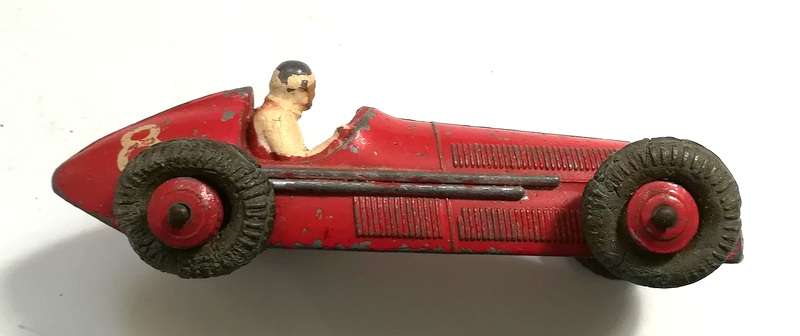 DINKY TOYS 232 ALFA ROMEO RACING CAR