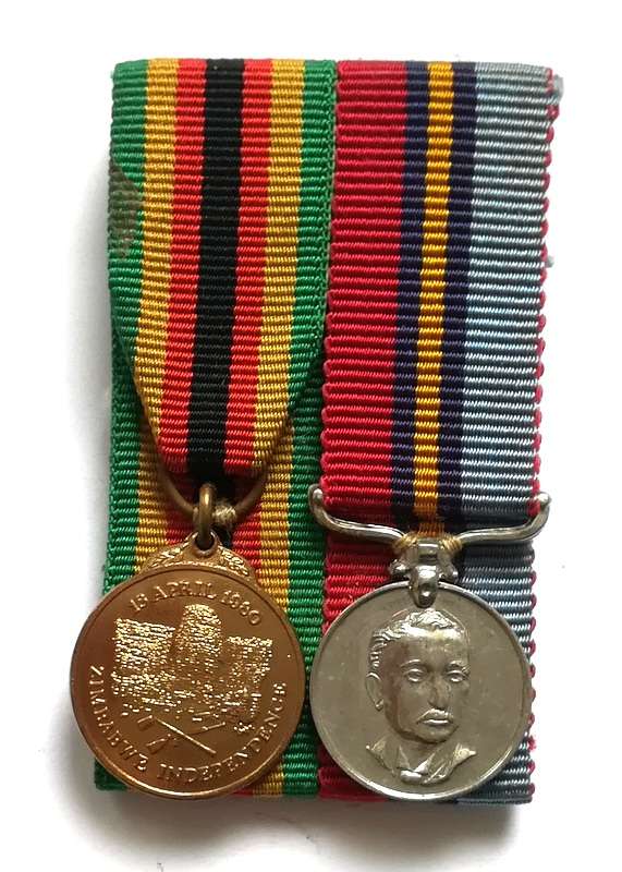 ZIMBABWE INDEPENDENCE MEDAL AND GEN SERVICE MEDAL (RHODESIA) FULL SIZE+MINIATURES 4000 SGT RA TURNER