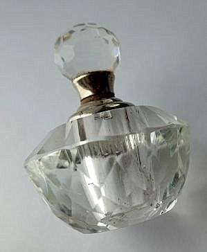 CRYSTAL GLASS PERFUME BOTTLE