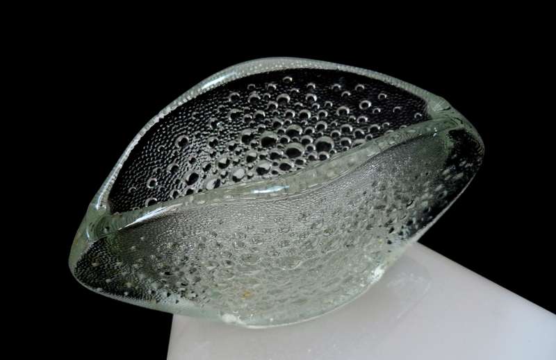"ASTEROID" BUBBLE GLASS VASE, 1970 BY JAN SYLVESTER.