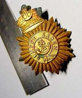 BARET BADGE "SEMPER EADEM".SA