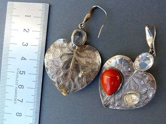 VINTAGE EARRINGS. STUNNING DESIGN