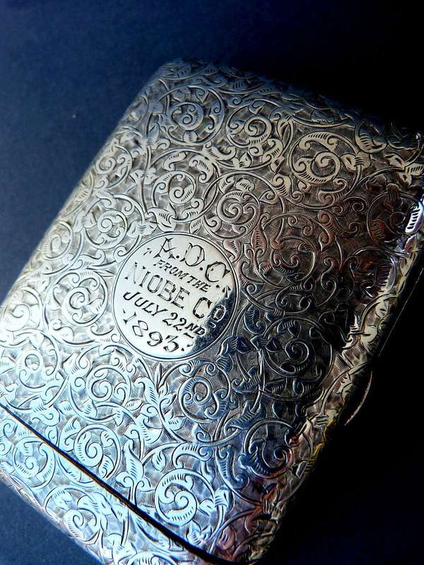 ANTIQUE ORNATE CIGARETTE CASE WITH ENGRAVING. 1893. STERLING SILVER 88.90 g. GILT INNER.MAKERS STAMP