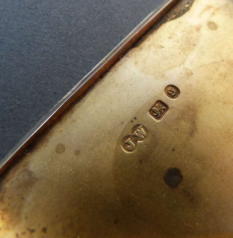 ANTIQUE ORNATE CIGARETTE CASE WITH ENGRAVING. 1893. STERLING SILVER 88.90 g. GILT INNER.MAKERS STAMP