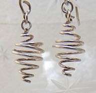 STERLING SILVER VINTAGE EARRINGS .UNUSED