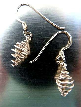STERLING SILVER VINTAGE EARRINGS .UNUSED