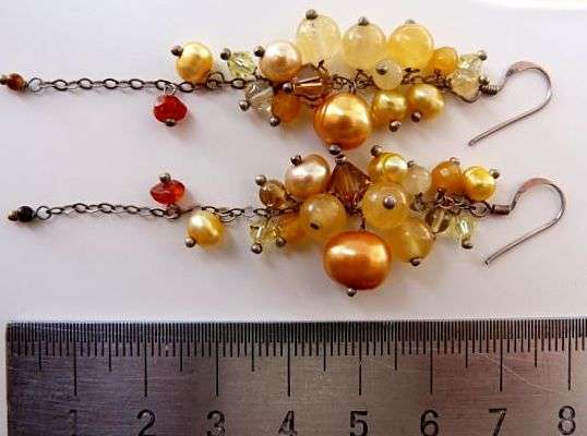 GORGEOUS DANGLING EARRINGS