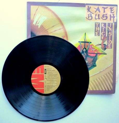 KATE BUSH. THE KICK INSIDE. VINYL LP .EMI. 1984
