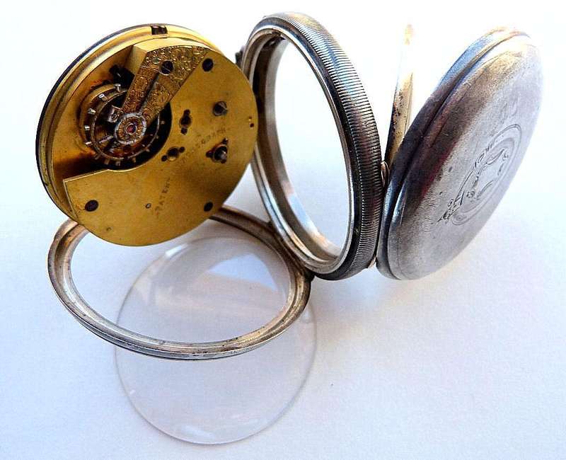 ANTIQUE POCKET WATCH, 1915. STERLING SILVER. "PATENT CHRONOGRAPH" REGISTERED.