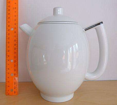 VINTAGE CLASSY COFFEE POT, GERMAN ARZBERG, EXCELLENT CONDITION