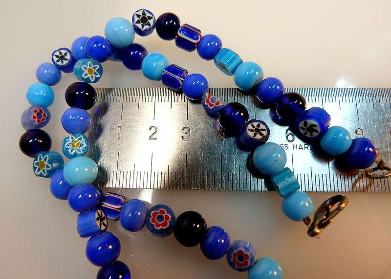 MILLEFIORI VINTAGE NECKLACE IN GREAT CONDITION