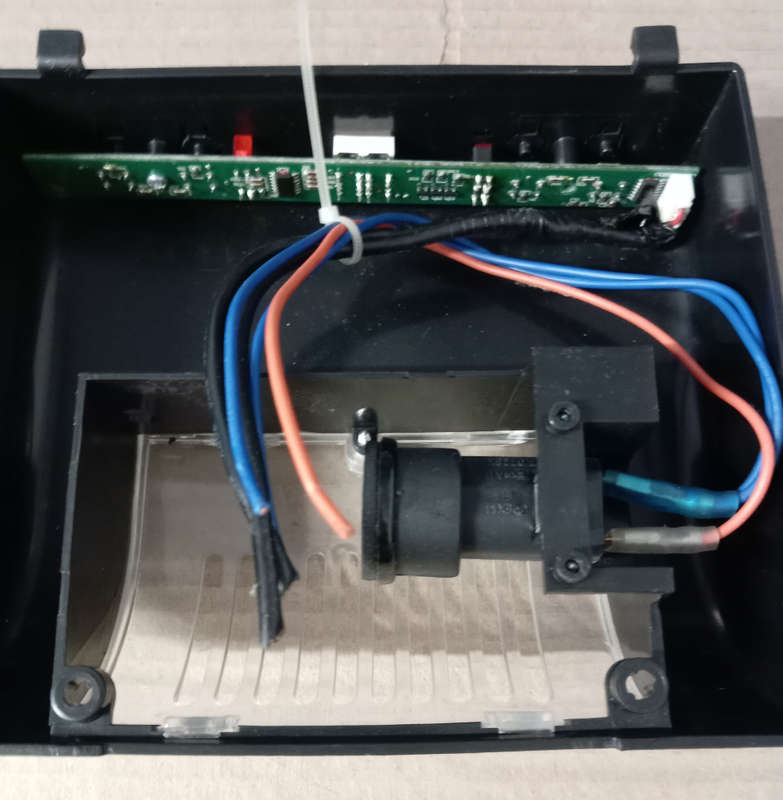 REFRIGERATION SPARES : KELVINATOR BEVERAGE COOLER MODEL :  KI150BCBS PC BOARDS