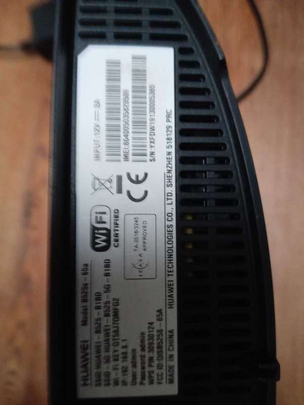 HUAWEI WIRELESS ROUTER. MODEL : B525S
