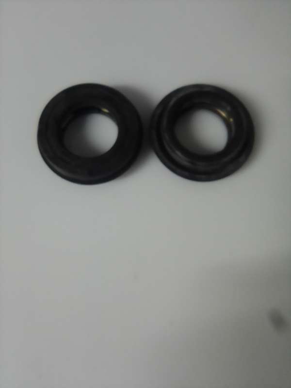 HOOVER FRONT LOADER AND TOP LOADER WASHING MACHINE DRUM / HUB SEALS. TOTAL OF 9.