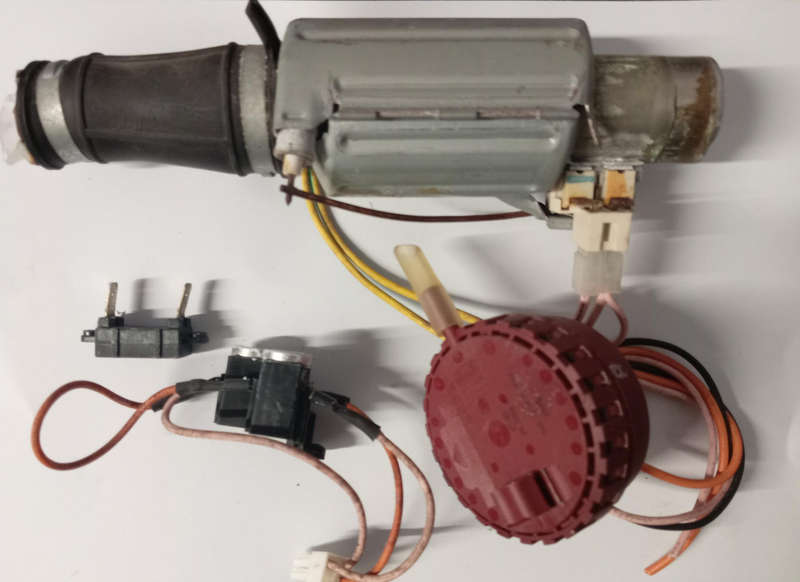 KELVINATOR KD12MM DISHWASHER HEATER, THERMOSTATS & PRESSURE SWITCH.