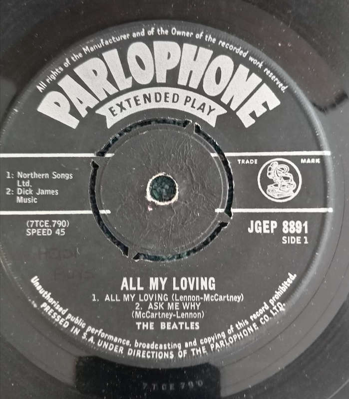 THE BEATLES : 2 X SEVEN SINGLES.