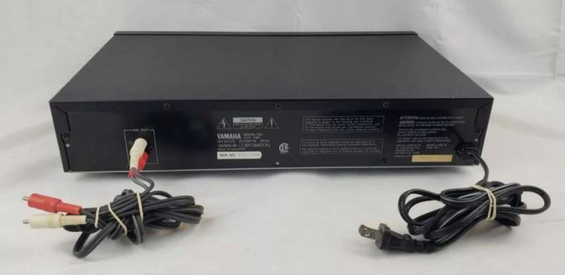 YAMAHA CDX 390 CD PLAYER.