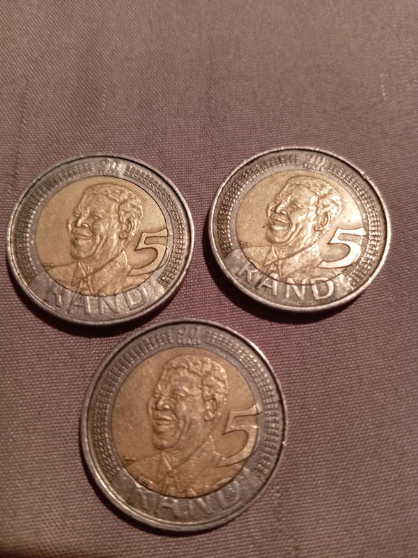 PRESIDENTIAL INAUGURATION AND MANDELA R5 RSA COMMEMORATIVE COINS. TOTAL OF 10.