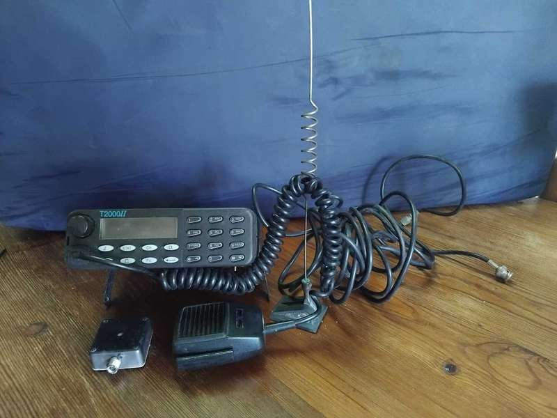 CB Radio: T 2000 II