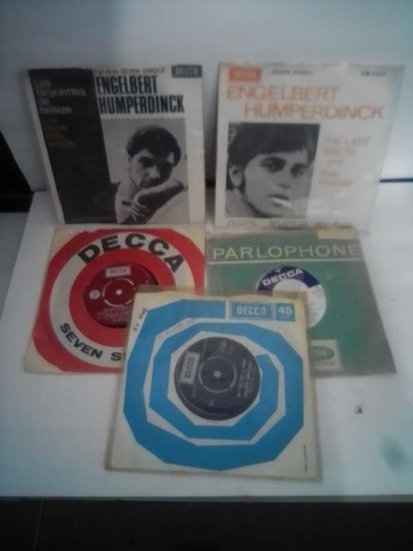 ENGLEBERT  HUMPERDINCK : 5 X SEVEN SINGLES