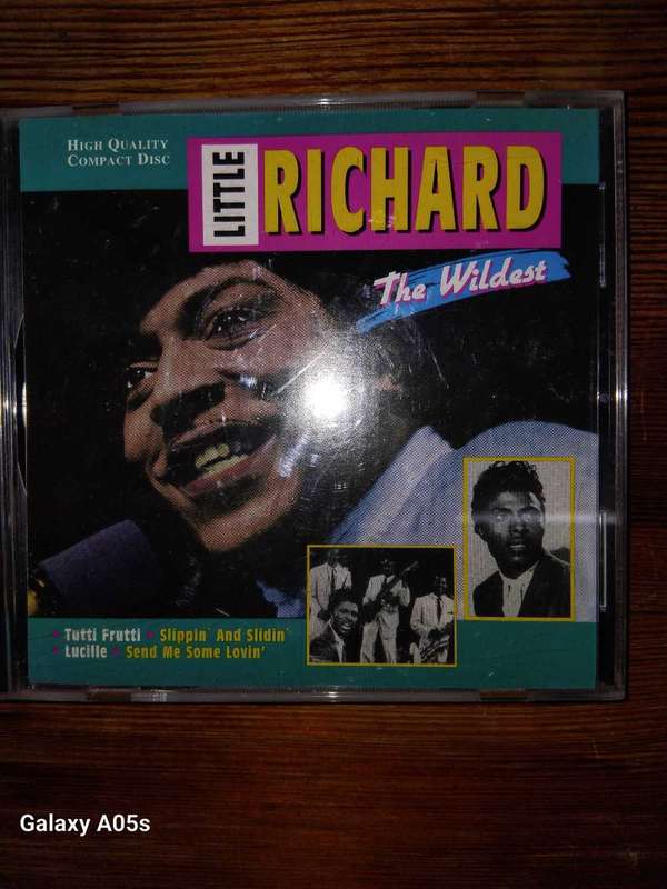 CD'S : TOTAL OF 8 AS PER PHOTOS