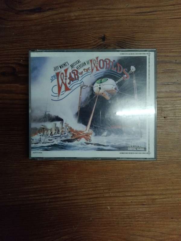 CD : JEFF WAYNE'S MUSICAL VERSION OF THE WAR OF THE WORLDS.
