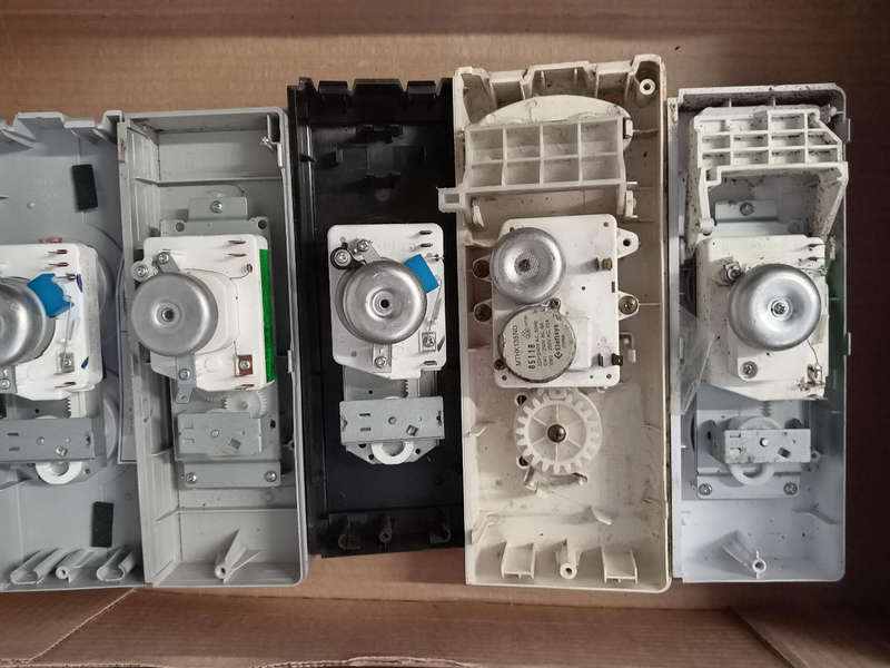 5 X MICROWAVE CONTROL PANELS / TIMERS.