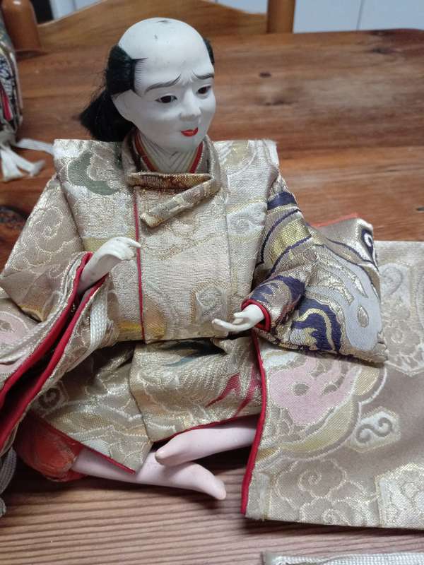 VERY RARE ANTIQUE JAPANESE HAND CRAFTED FIGURINES.